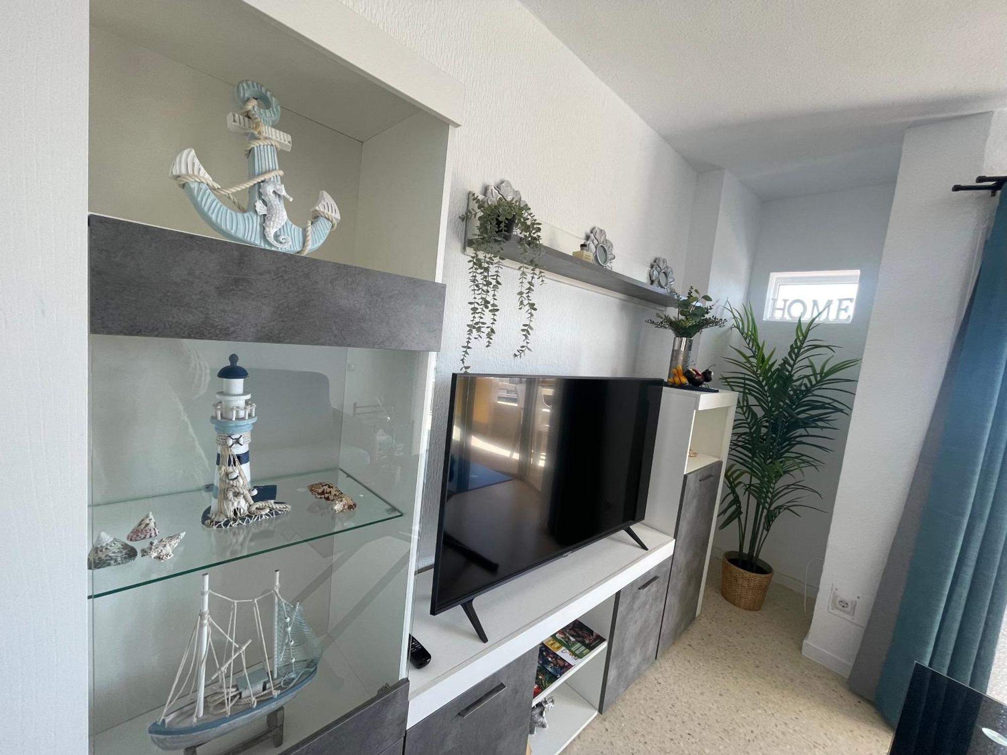 Vistas Al Mar Y Al Puerto Deportivo Apartment เบนัลมาเดนา ภายนอก รูปภาพ